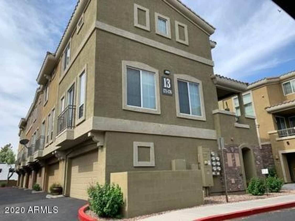 Primary Photo - Charming 2 bed townhome in Phoenix!!!