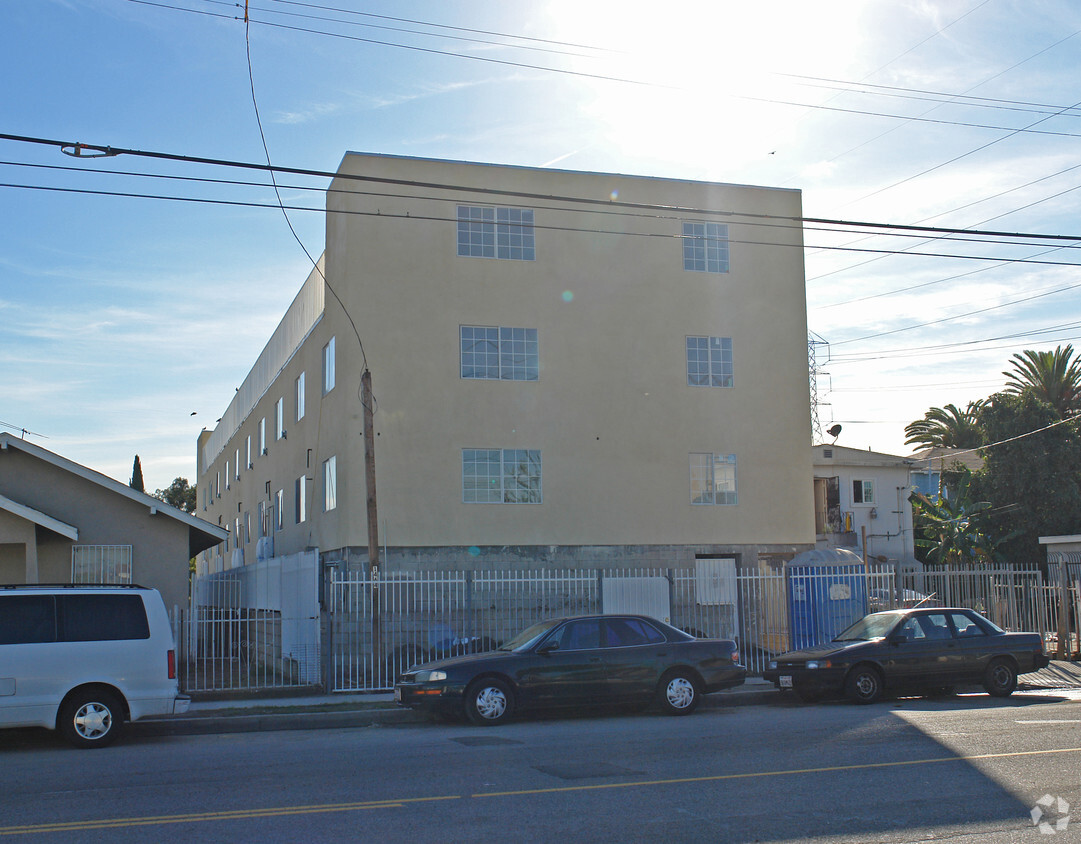 Building Photo - 1464 E 92nd St