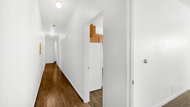 Building Photo - 1336 Park Ave