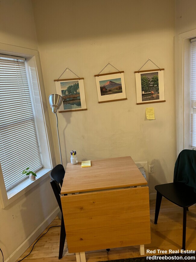 Foto del edificio - 461 Park Dr