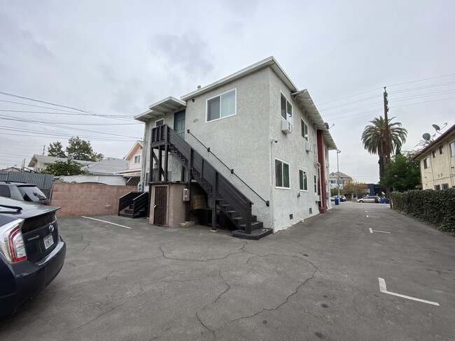 Building Photo - 2223 Griffin Ave