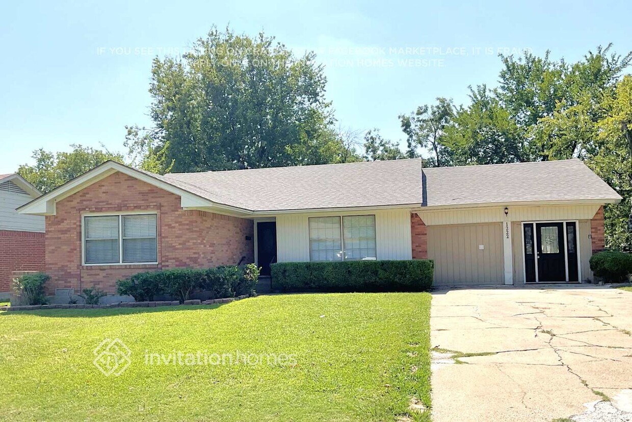 Foto principal - 1222 McDonald Dr