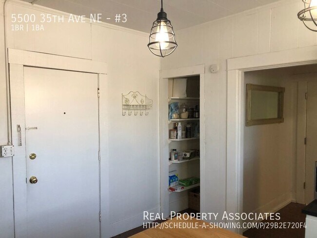 Building Photo - Apartment in Bryant