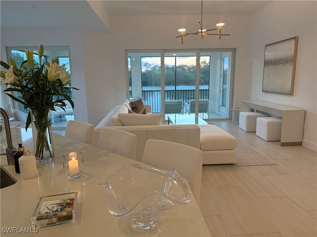 Foto principal - 16885 Fairgrove Way