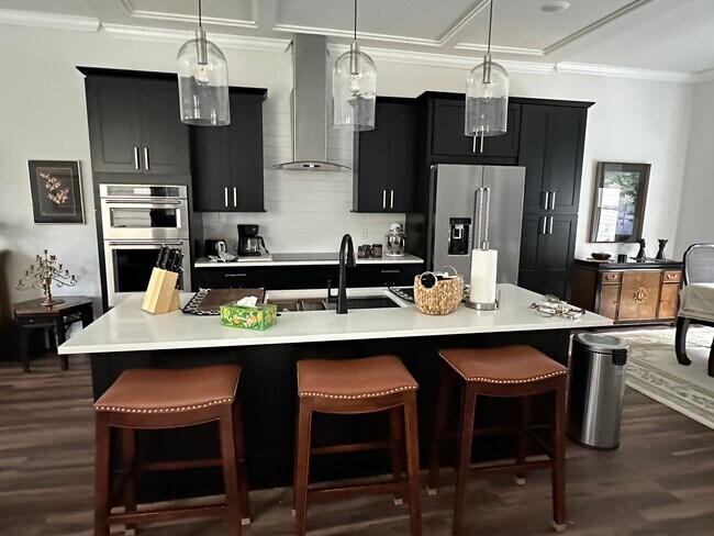 Kitchen - 2601 SW Williston Rd