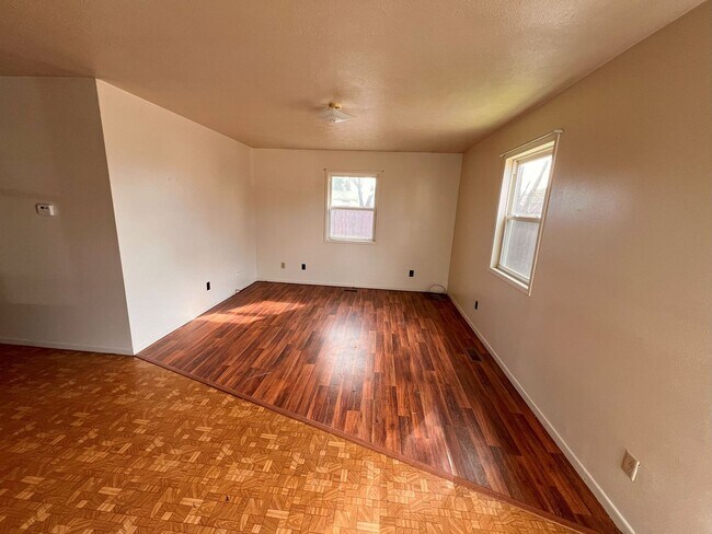 Foto del edificio - 411 E Essex St