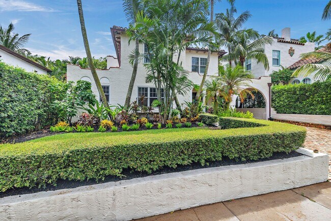 Foto del edificio - 710 Claremore Dr