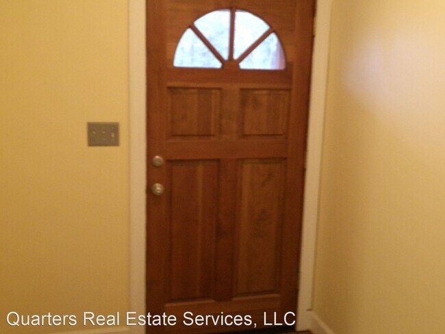 Building Photo - 4 br, 3 bath House - 147 N Peace Haven Rd