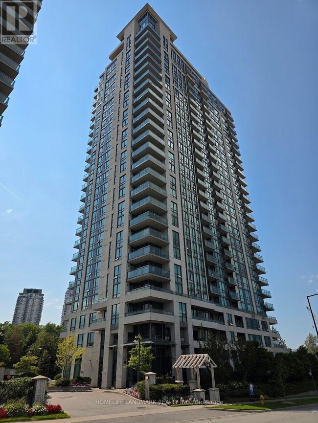 Building Photo - 88 Grangeway Ave