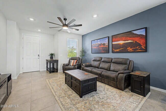 Building Photo - 17315 W Msn Ln