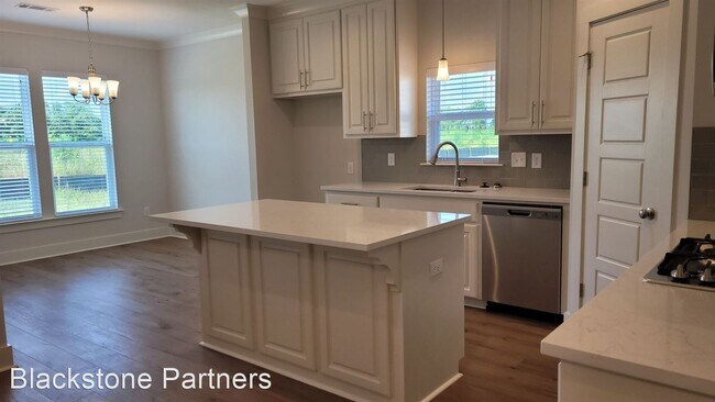 Foto del edificio - 3 br, 2 bath House - 3044 Canewood Ln