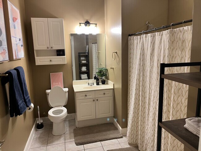 Baño principal - 9155 Meadow Vista Rd