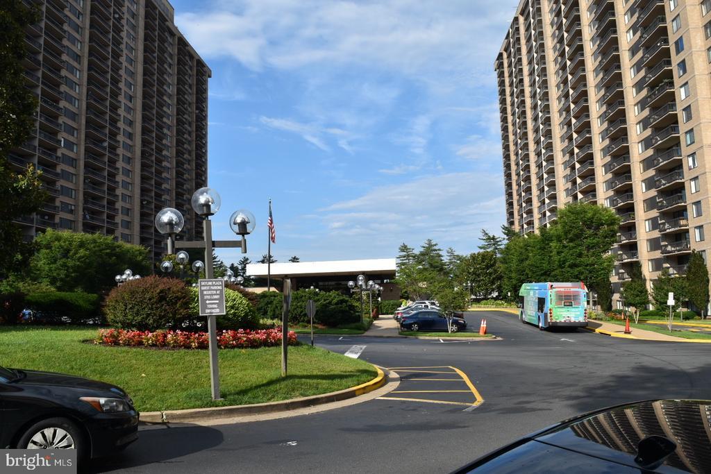 Primary Photo - 3705 S George Mason Dr