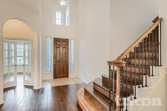 Building Photo - 5024 Kestrel Dr