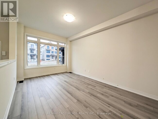 Building Photo - 2731 Peter Matthews Dr