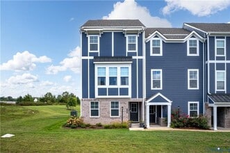 Building Photo - 7400 Hancock Towns Ct