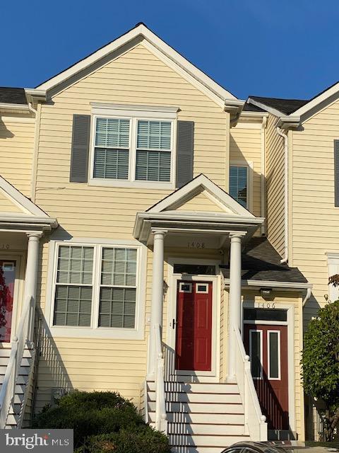 Foto principal - 1408 Nutwood Ct