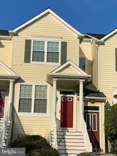 Building Photo - 1408 Nutwood Ct