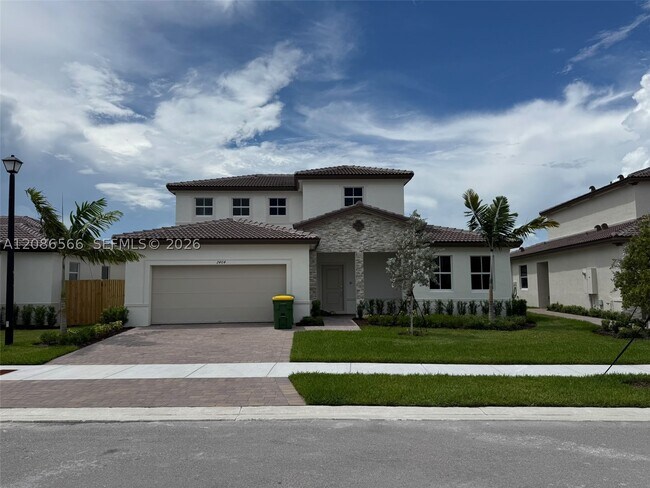 Building Photo - 2404 SE 29th Dr