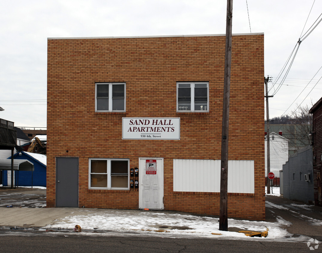Primary Photo - 930 4th St