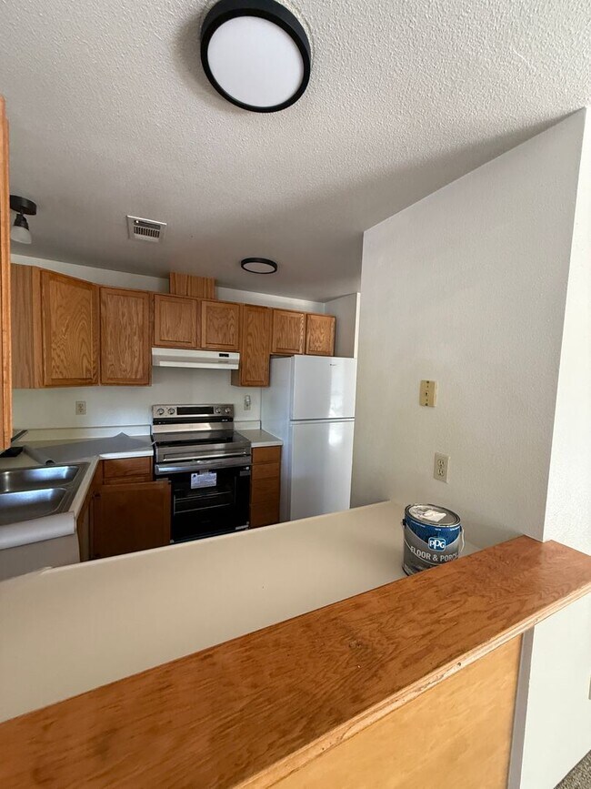 Foto del edificio - 1150-1150 W 8th St