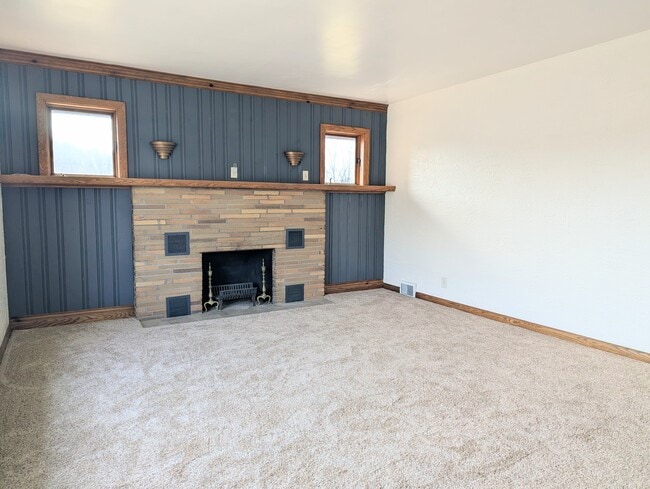 Foto del edificio - 117 Edna Rd