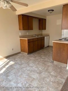Primary Photo - 128-152 Idylwood Dr SE