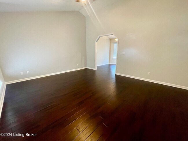 Building Photo - 1104 High Meadow Rd