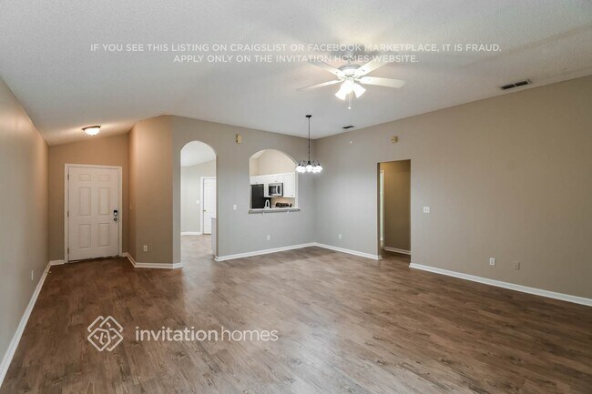 Foto del edificio - 1519 Slash Pine Ct