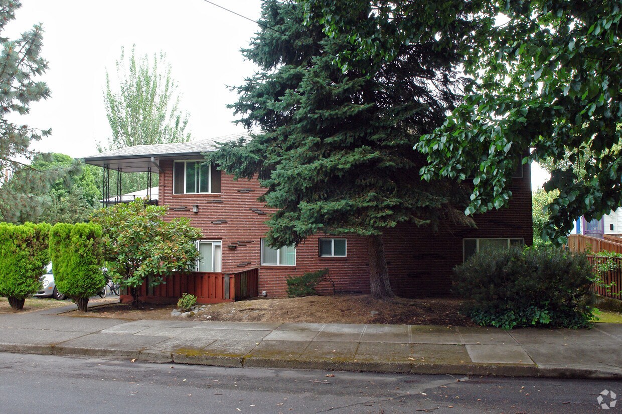 Foto del edificio - Court Apartments