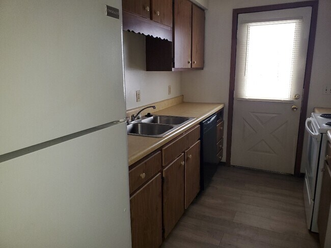 Foto del edificio - 3705 Brown Station Rd