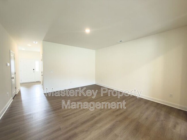 Building Photo - 74 Bloodroot St