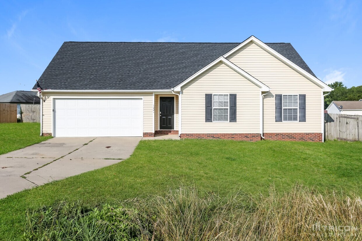 1221 Grace Court Oakboro NC House Rental in Oakboro, NC
