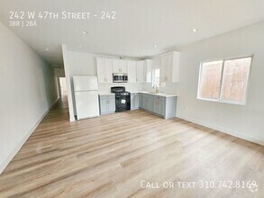 Building Photo - 242 W 47th St
