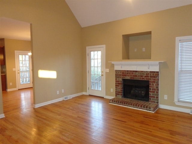 Foto del edificio - 922 Stewart Valley Dr