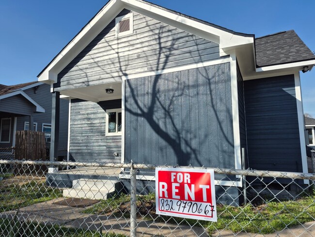 Photo - 7909 Ford St Apartment