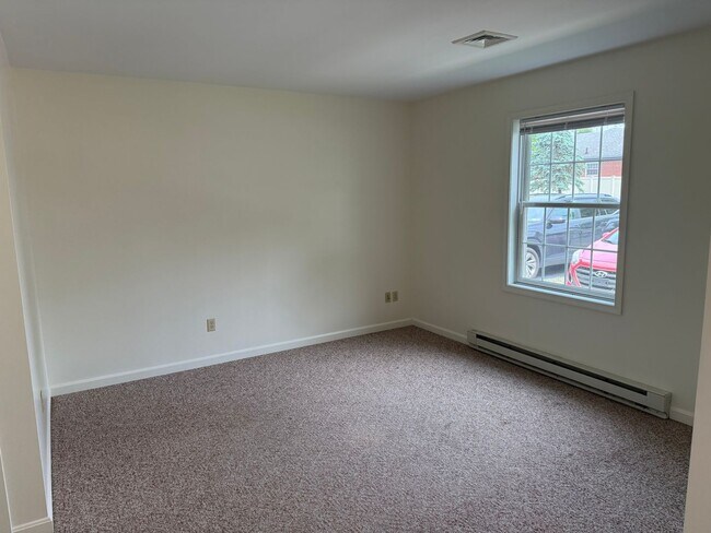 Foto del edificio - 614-616 W. King Street