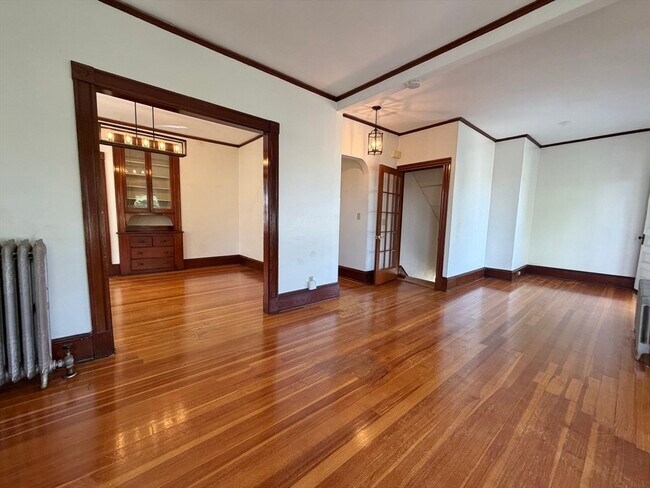 Foto del edificio - 29 Woodrow Ave