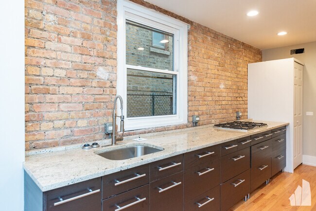 Foto del edificio - 1122 W Addison St