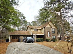 Building Photo - 371 River Oak Dr