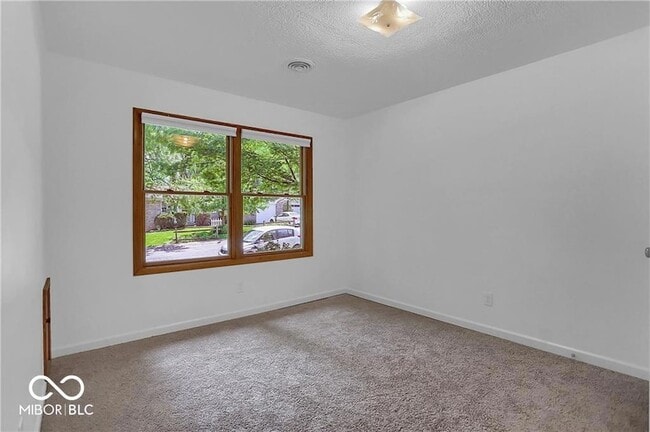 Foto del edificio - 760 W Pine St