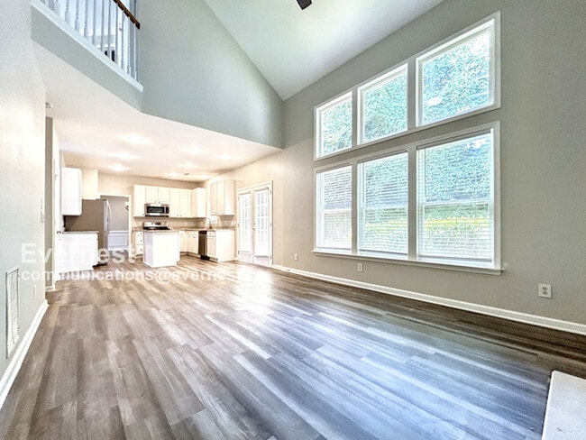 Foto del edificio - 3325 Hidden Trail Rd SE