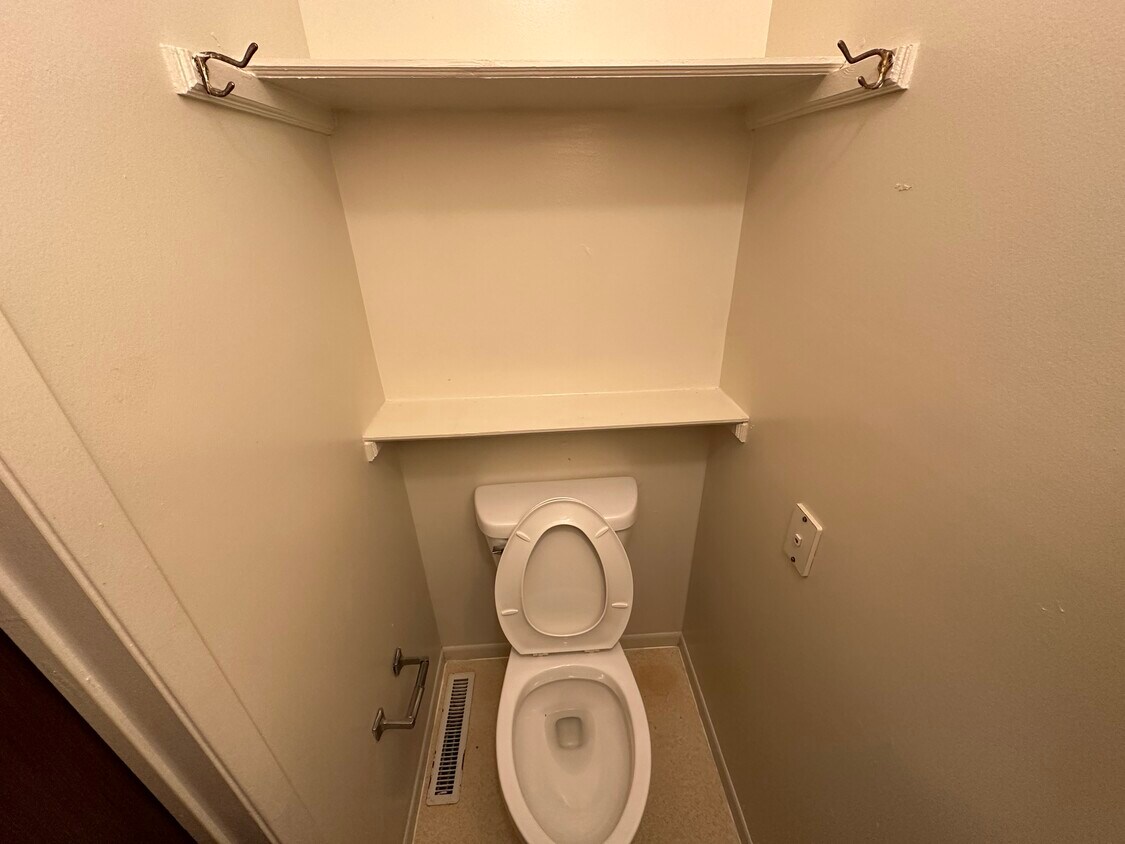 1107 N Sheridan St, Danville, IL 61832 House Rental in Danville, IL