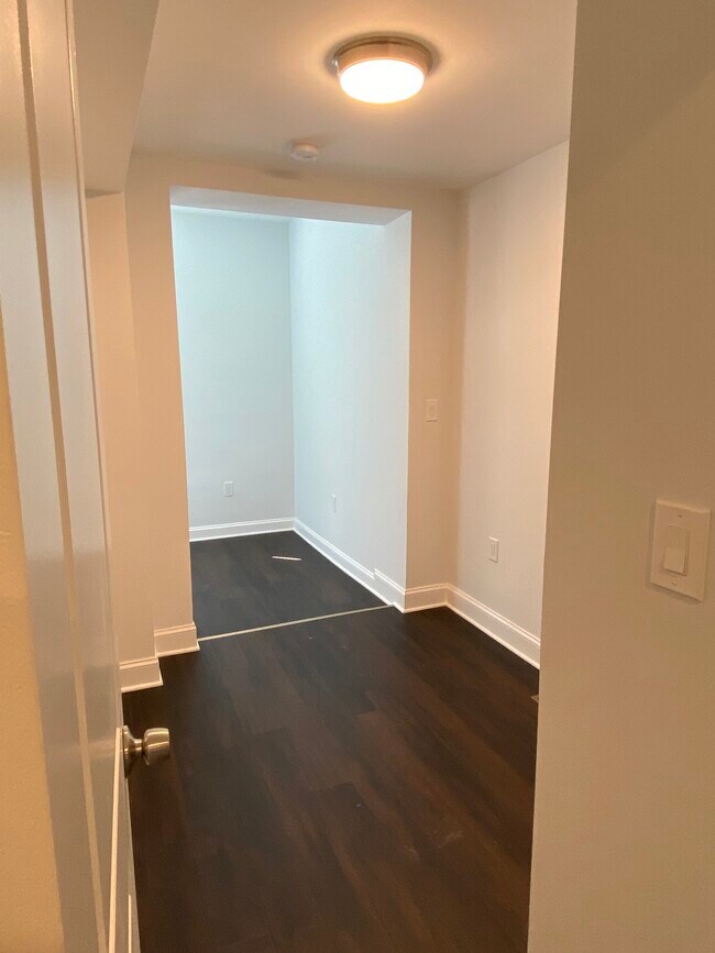 Foto del edificio - 4203 Eads St NE