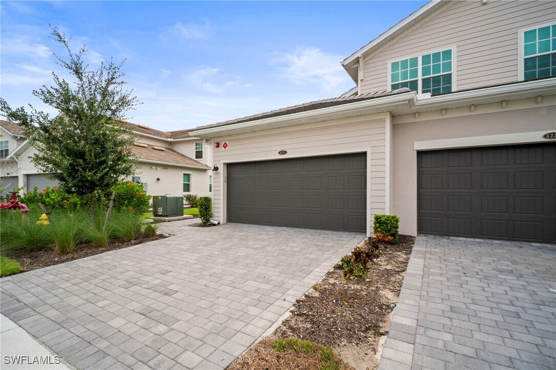 Primary Photo - 15919 Grassland Ln