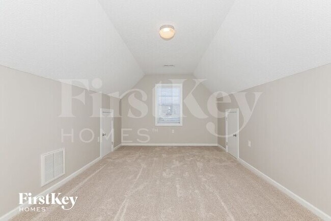 Foto del edificio - 520 Riverglen Dr NW