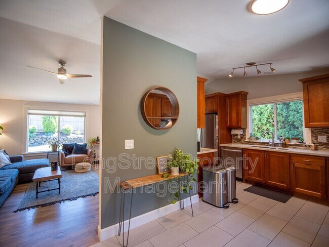 Foto del edificio - 13610 SE Holgate Blvd