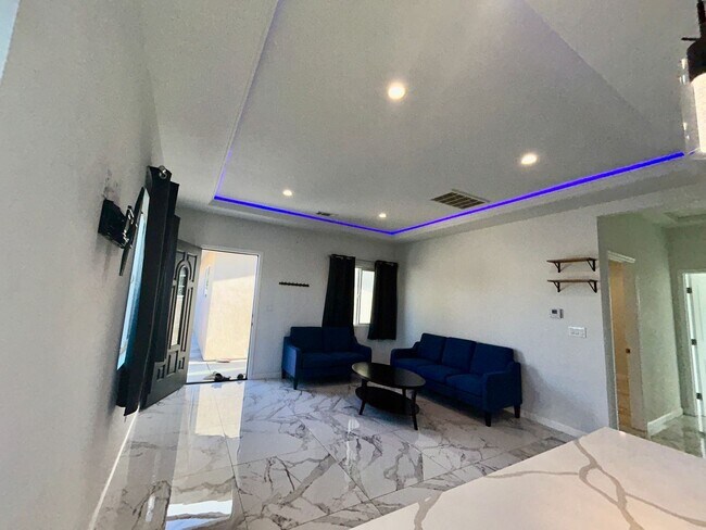 Foto del edificio - Newly Built 2 Bed, 2 Bath ADU for Rent Utilities Included