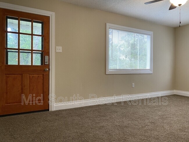 Foto del edificio - 3100 S Harrison St