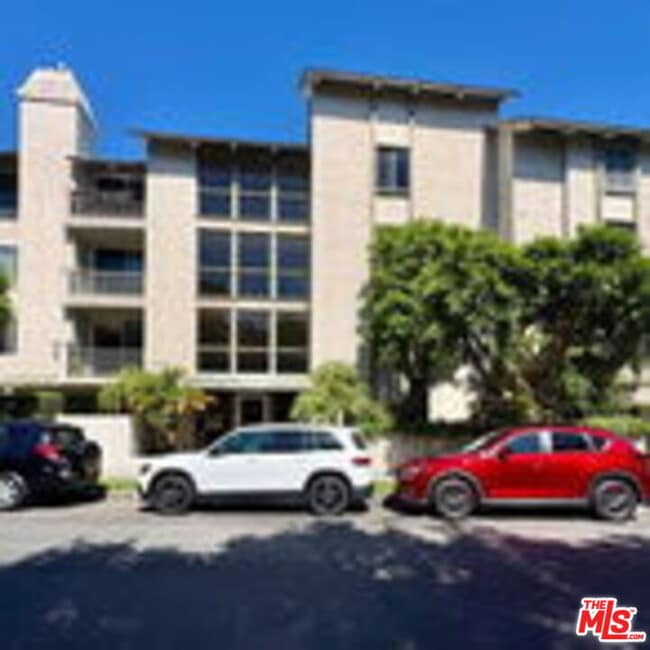 Building Photo - 8740 Tuscany Ave